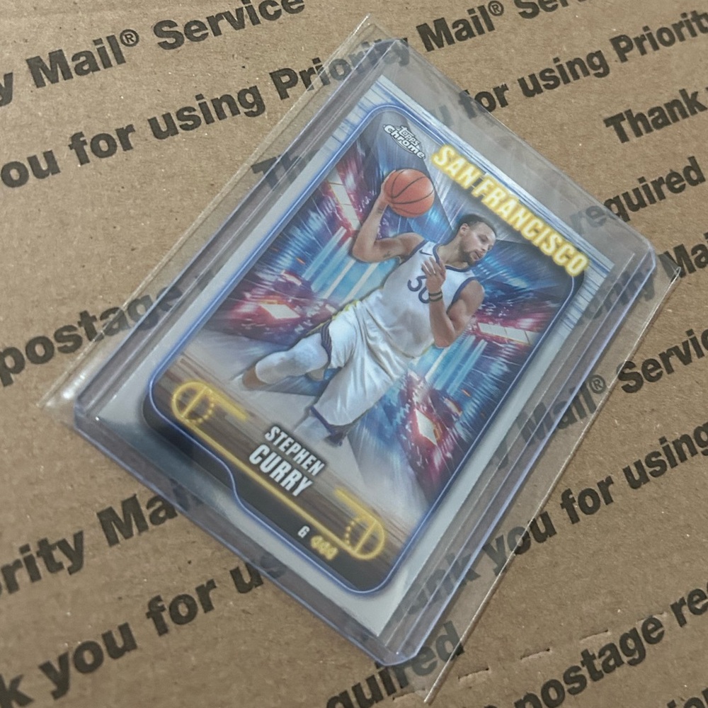 Stephen Curry ‘25 Topps Chrome Card No. 187 - Picture 3 of 5